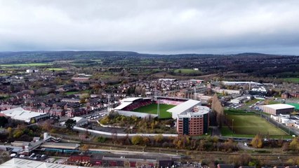 Hollywood stars Reynolds, McElhenney seal Wrexham takeover