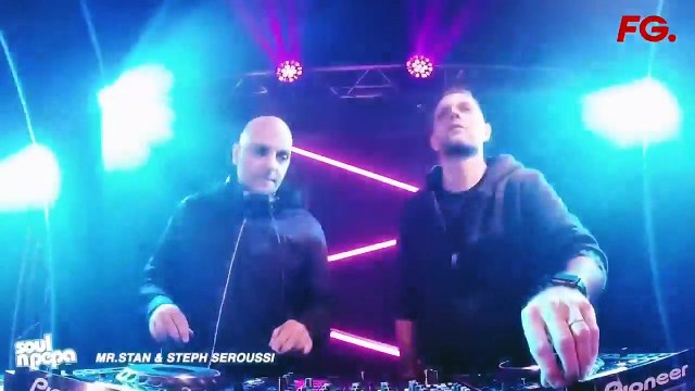 Mr. Stan & Steph Seroussi en Cloud party dans Club FG