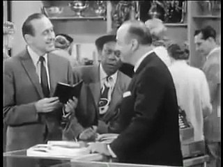 Jack Benny Buys a Wallet and Tortures a Store Clerk at Christmas mel blanc