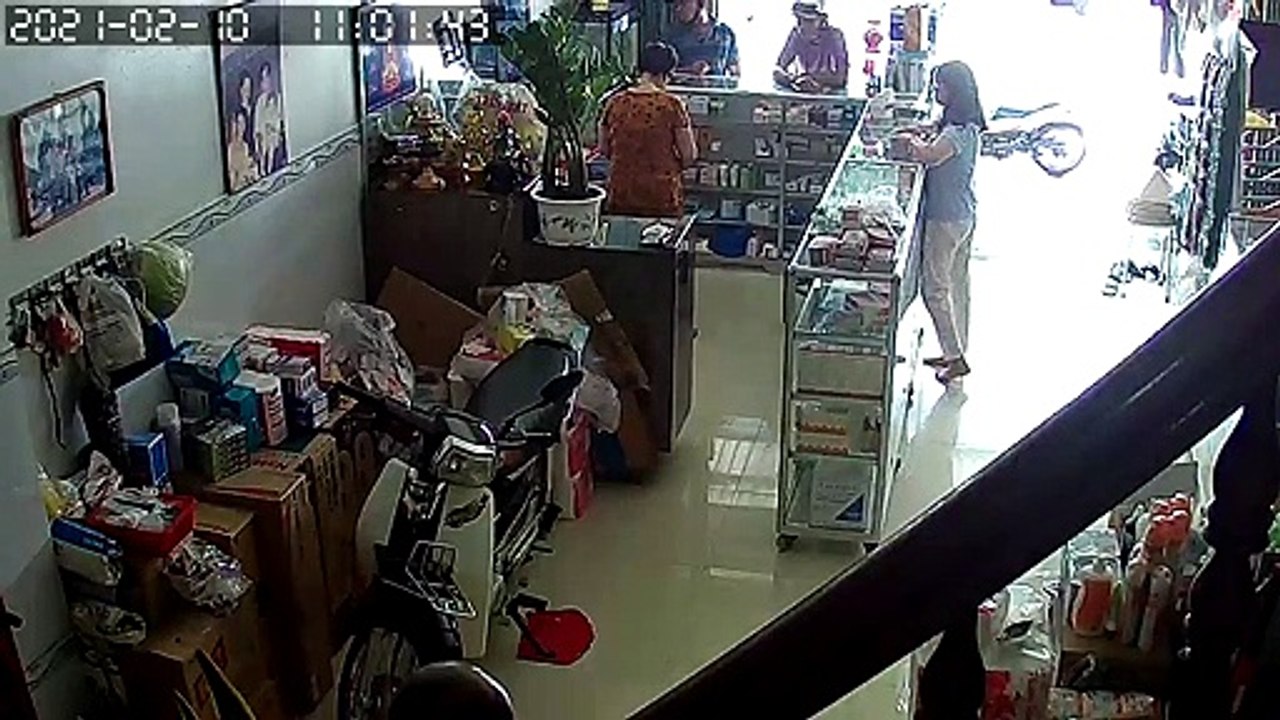 Snake Makes a Visit during Store Transaction