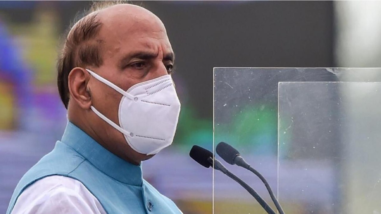 LAC Standoff: Rajnath Singh meets Bipin Rawat