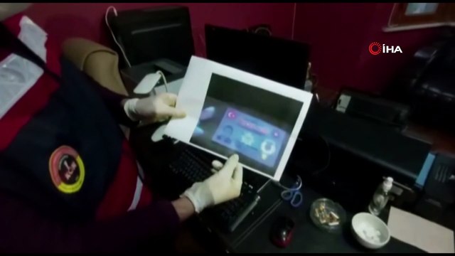 Terör örgütü mensuplarına nüfus cüzdanı hazırlayan şahsa operasyon