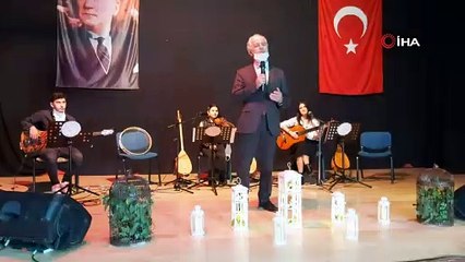Öğretmenler ve öğrencilerden velilere moral müziği