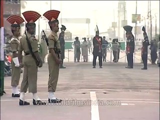 Pakistan Rangers and Indian BSF facing one another