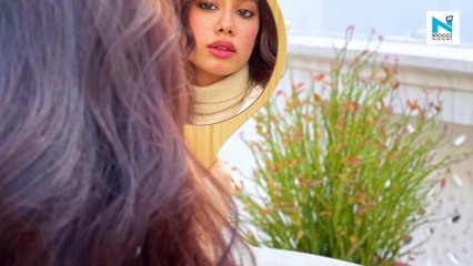 Watch, Janhvi Kapoor drives an e-rickshaw with crew members