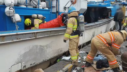 새해 풍어 고사 지내던 어선에서 가스 누출...2명 부상 / YTN