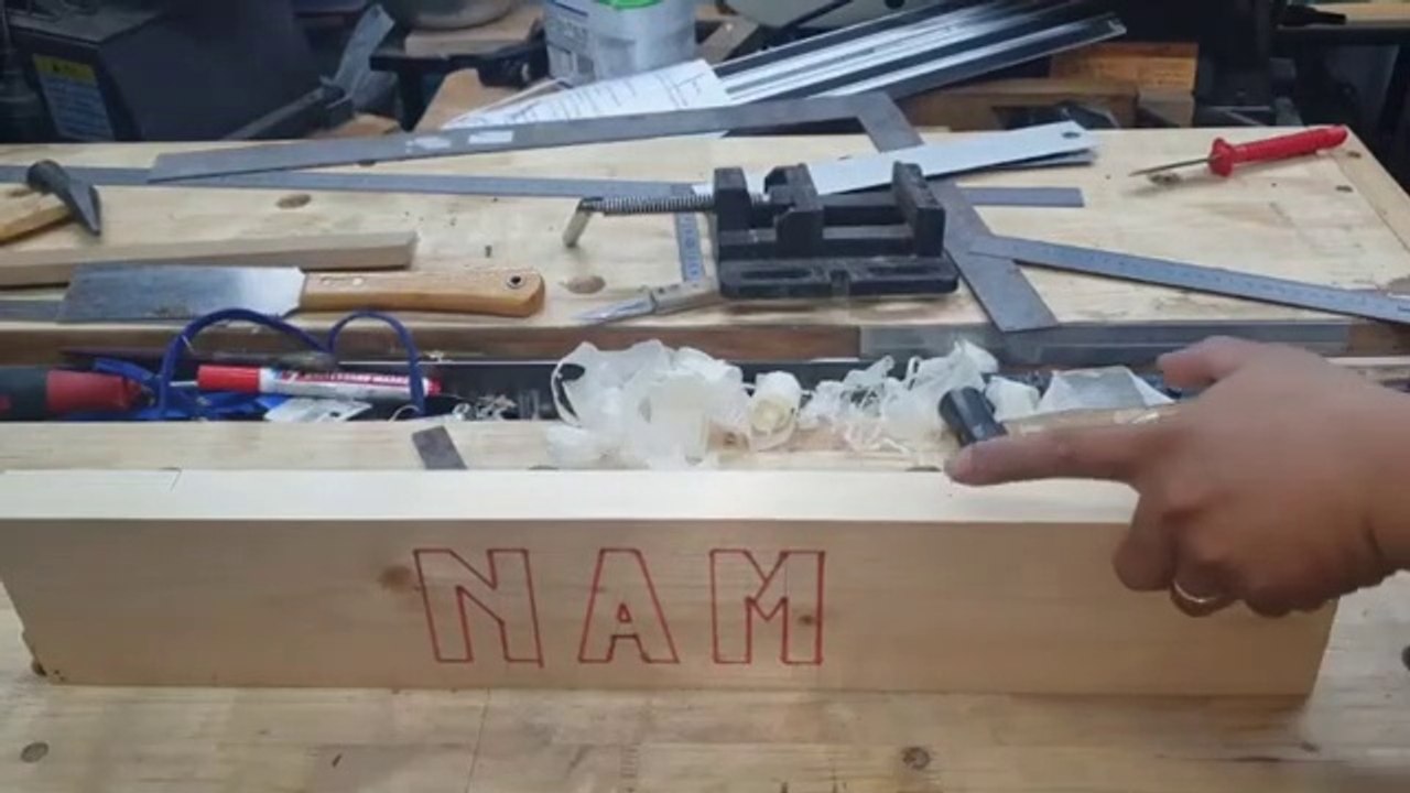 Bào Gỗ Trung Quốc Rẻ Tiền Cũng Được Việc (Setting a Cheap Chineses Plane)