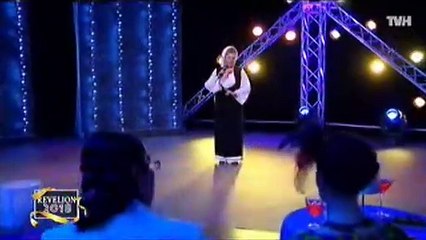 Atena Bratosin Stoian - Pe dealul de la Pietroasa (Revelion Tvh 2018)