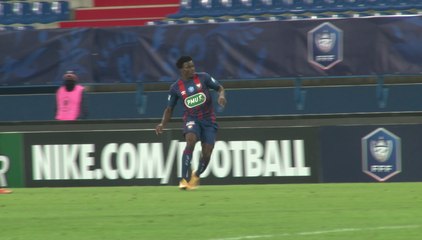 Aloys Fouda a disputé son premier match en équipe professionnelle lors de SMCaen - Paris SG (32e de Coupe de France)