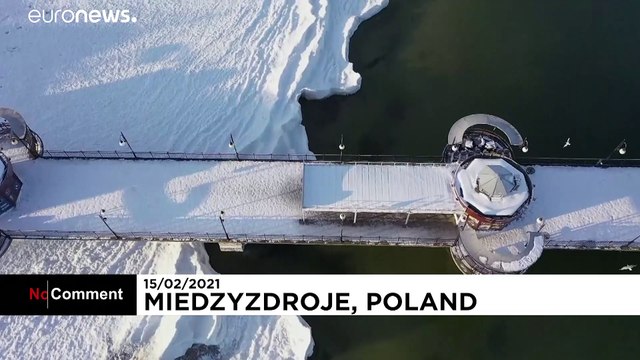 Europe's cold snap freezes Polish shoreline