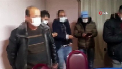 Kumar oynayan 11 kişiye koçbaşı ile baskın