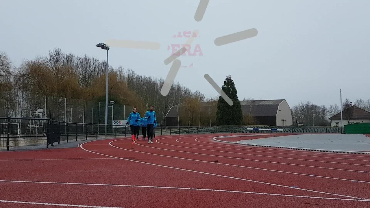 Siham Hilali pose ses valises à Romilly-sur-Seine pour préparer Tokyo