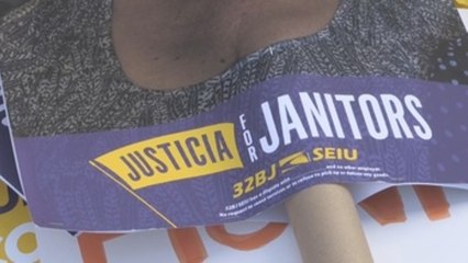 Trabajadores de la limpieza protestan en Miami por falta de seguridad laboral