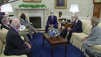 Biden avalia nomear a 1° mulher negra ao Fed