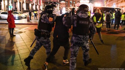 اعتقال آلاف من أنصار منافس بوتين، فإلى أين يُنقَلون؟