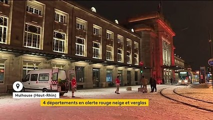 Météo : quatre départements de l'Ouest placés en vigilance rouge neige et verglas