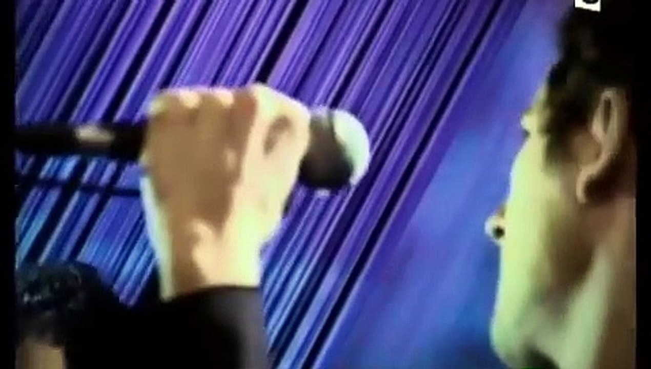 AaRON - U-Turn (Lili)