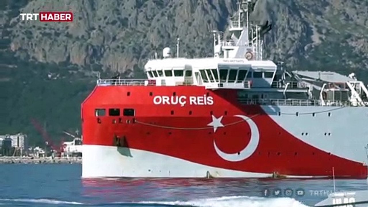 Türkiye'nin ilk silahlı deniz aracı "ULAQ" suya indirildi