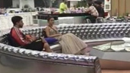Bigg Boss 14; Jasmin Bhasin को  जाता देख टूटे Aly ने कही ये बात | FilmiBeat
