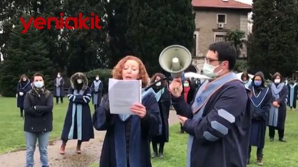 Birkaç akademisyenden LGBTİ paçavralı 'Boğaziçi' eylemi