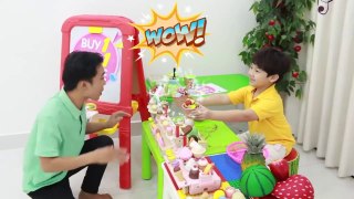 Annie and Sammy Pretend Play Selling Ice Cream _ Fun Colorful Icecream Toys Shop