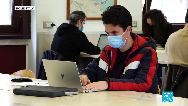 Italian universities seek to attract more international students