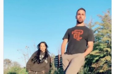 Becky G pone a bailar a su novio Sebastian Lletget