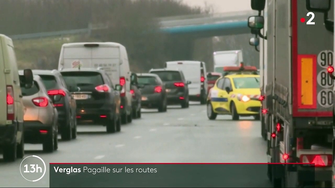 Vague de froid : le verglas complique la circulation sur les routes