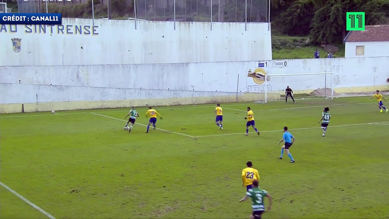 Le but de renard de Tiago Tomás avec  la réserve du Sporting CP