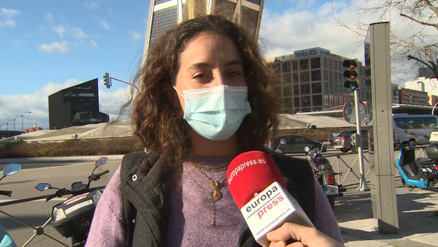 Madrileños, a favor de restricciones a pesar de situación complicada para hostelería