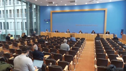 وزير الخارجية الروسي يهدد بقطع العلاقات مع الاتحاد الأوروبي