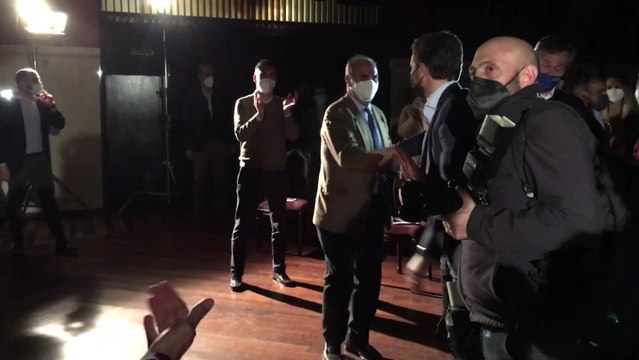 Casado, Fernández y Roldán llegan al acto de cierre de campaña