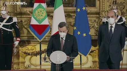 Скачать видео: Draghi acepta formar Gobierno en Italia y presenta la lista de ministros