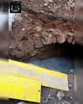 Los vecinos y comerciantes de Imeldo Seris se quejan del retraso de la obra, el mal olor y las ratas