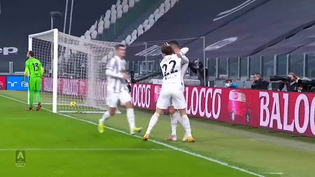 Juventus 20 Roma CR7 Scores To Close The Gap At The Top Serie