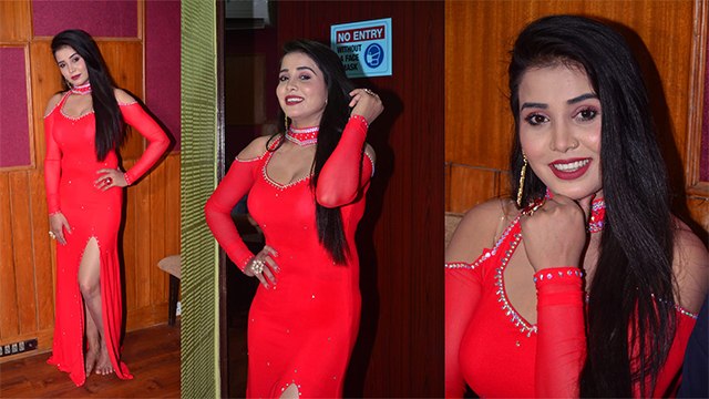 निरहुआ के साथ फ़िल्म करने के बाद अब ख़ेसारी लाल के साथ फ़िल्म करने को बेताब ज़ोया खान