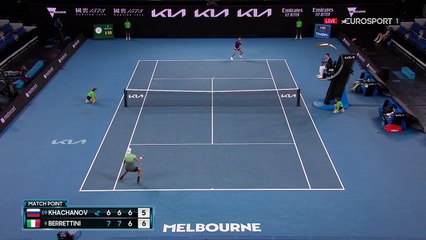 Qualifié mais blessé, Berrettini n'a pas caché son inquiétude : sa balle de match contre Khachanov