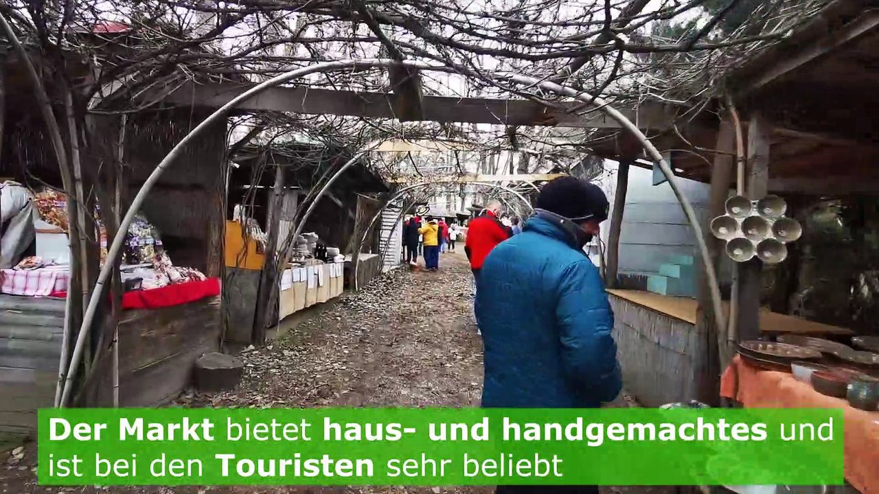 Ungarischer uriger Markt läuft auch in Pandemiezeiten