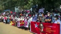 म्यामाँर में दमन के बीच लोकतंत्र बहाली आंदोलन तेज़, चुनाव आयोग के 20 अधिकारी भी हिरासत में