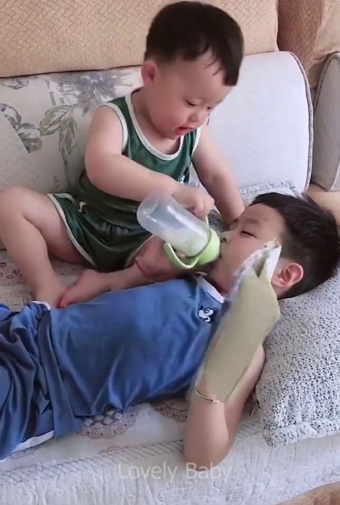 Super Adorable Moment When Big Brothers and Big Sisters take care baby #2 - Siblings baby videos