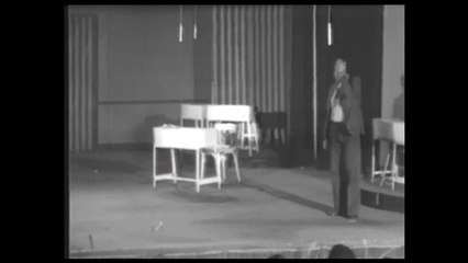 خروج عن النص..ورد فعل مسخرة من الزعيم لما الاستاذة سألته انت جيت الدنيا ازاي؟