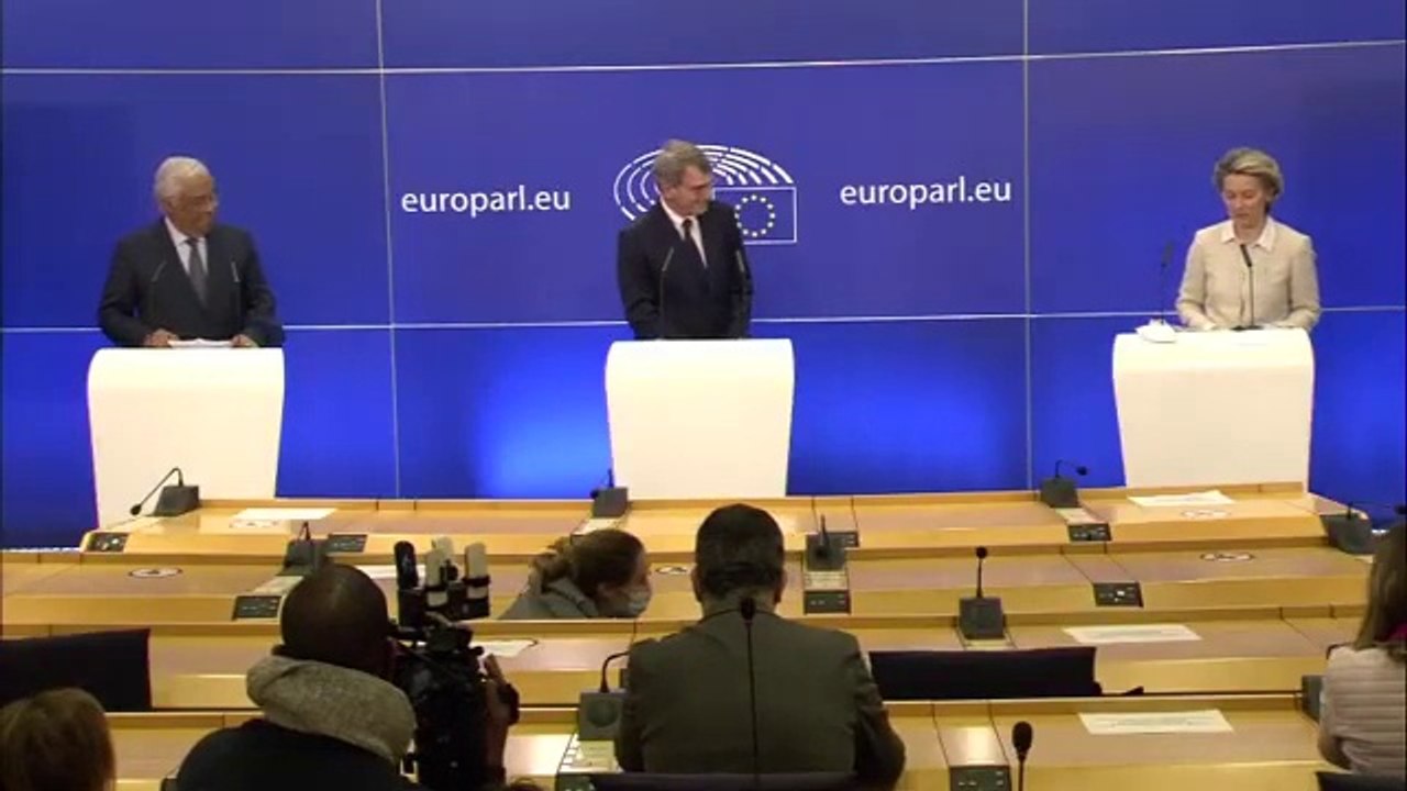 Presidents Sassoli and Von der Leyen and Prime Minister Costa had a joint Conference on the RRF