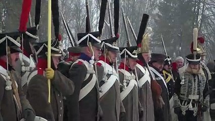 Rússia e França enterram soldados 200 anos após derrota de Napoleão