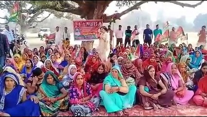 रोली यादव के नेतृत्व में हुआ महिला घेरा कार्यक्रम