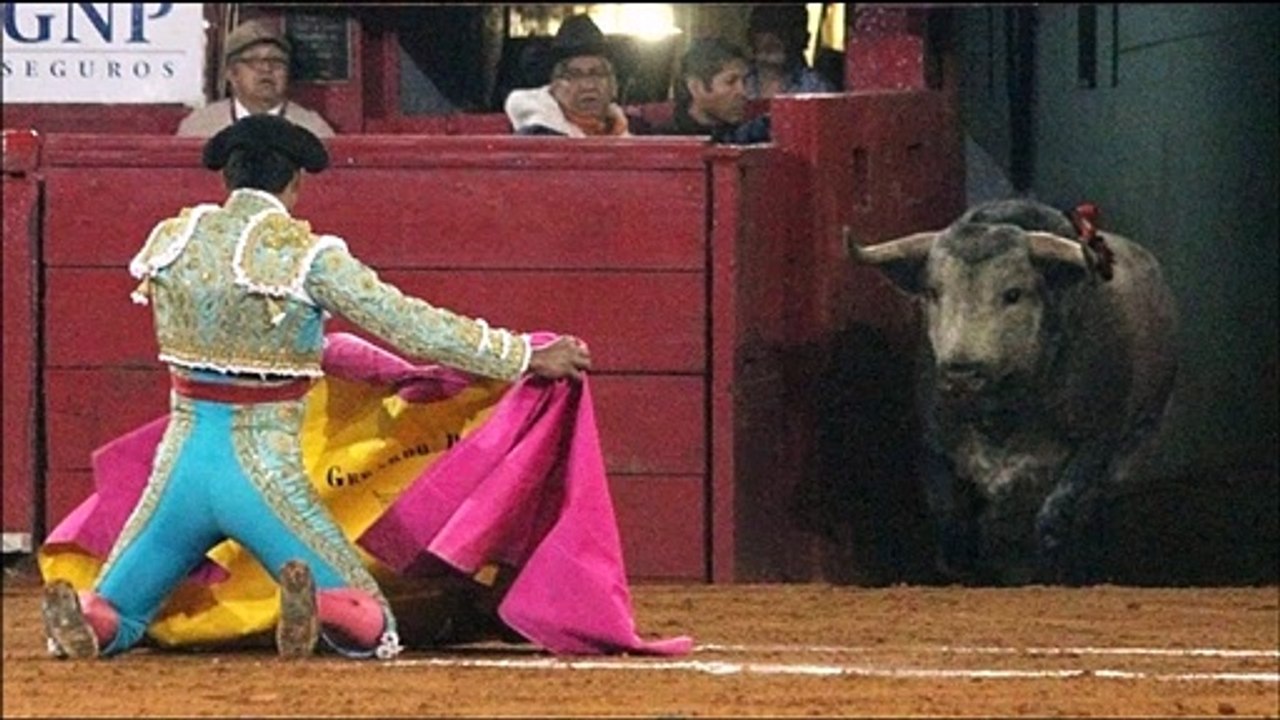 Las corridas de toros (Loquendo)