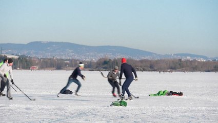 Oslo residents enjoy a weekend on the ice