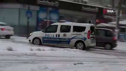 Kar kalınlığı 7 santimetreye ulaştı