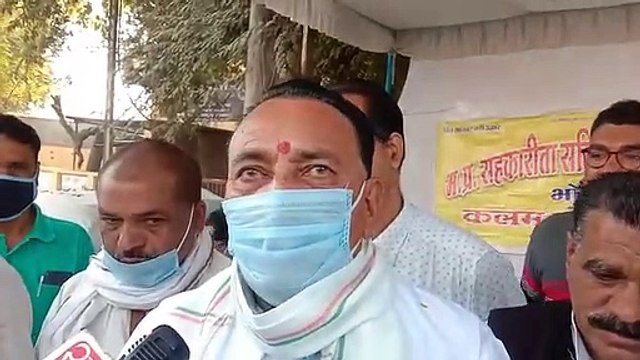 कर्मचारी महासंघ के विरोध प्रदर्शन में शामिल हुए पूर्व मंत्री एवं क्षेत्रीय विधायक हुकुम सिंह कराड़ा