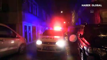 Sevgililer Günü'nde koca vahşeti! Eşini boğazından bıçakladı