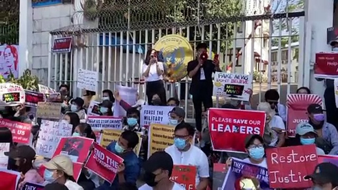 População e ONU exigem libertação dos presos políticos em Myanmar